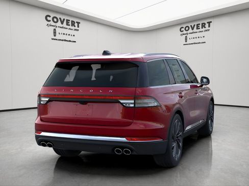 New 2025 Lincoln Aviator Reserve image 8