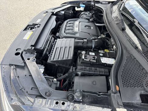 Used 2023 Volkswagen Tiguan SE FWD image 39