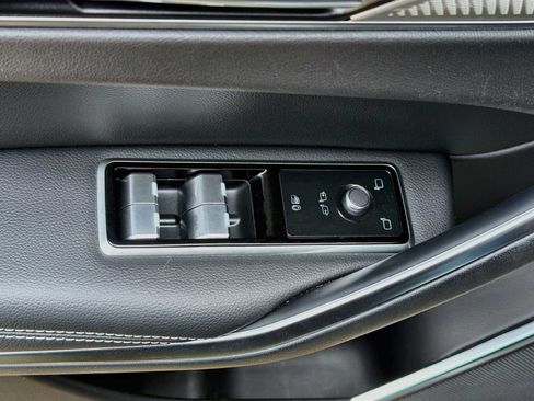 Certified 2024 Jaguar F-PACE R-Dynamic S AWD/4WD image 13
