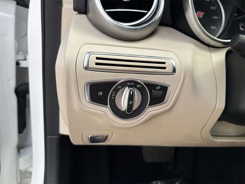 Used 2019 Mercedes-Benz C 300 Sedan image 58