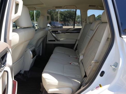 Used 2019 Lexus GX 460 Premium AWD/4WD image 20
