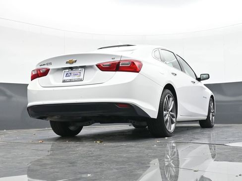 Used 2023 Chevrolet Malibu LT image 40