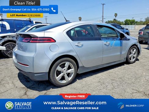 Used 2014 Chevrolet Volt FWD image 4