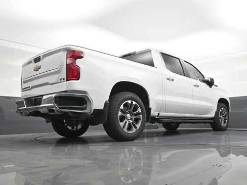 Used 2023 Chevrolet Silverado 1500 LTZ w/ Z71 Off-Road Package AWD/4WD image 28