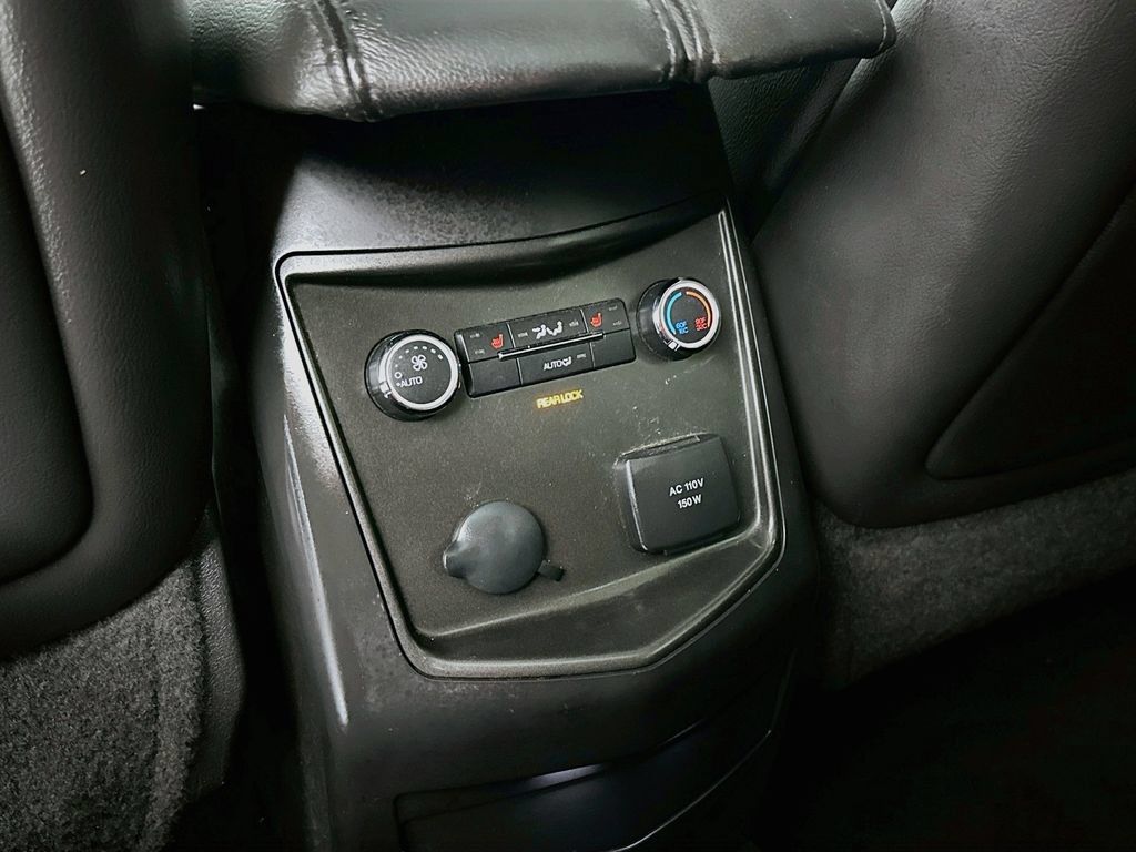 Used 2014 Lincoln MKT AWD w/ Equipment Group 201A image 4