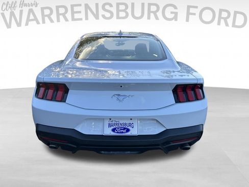 New 2025 Ford Mustang Coupe image 6