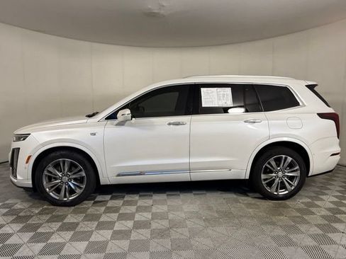 Certified 2024 Cadillac XT6 Premium Luxury w/ Platinum Package FWD image 7
