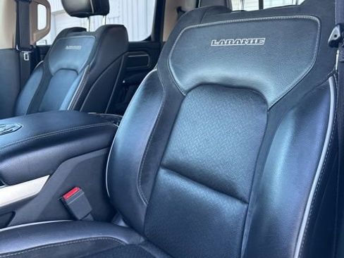 Used 2019 RAM 1500 Laramie image 34