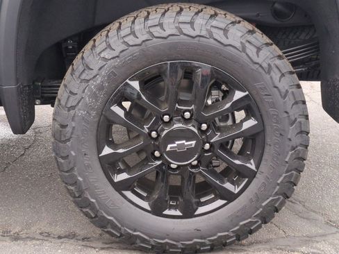 New 2025 Chevrolet Silverado 2500 LTZ w/ LTZ Convenience Package image 33