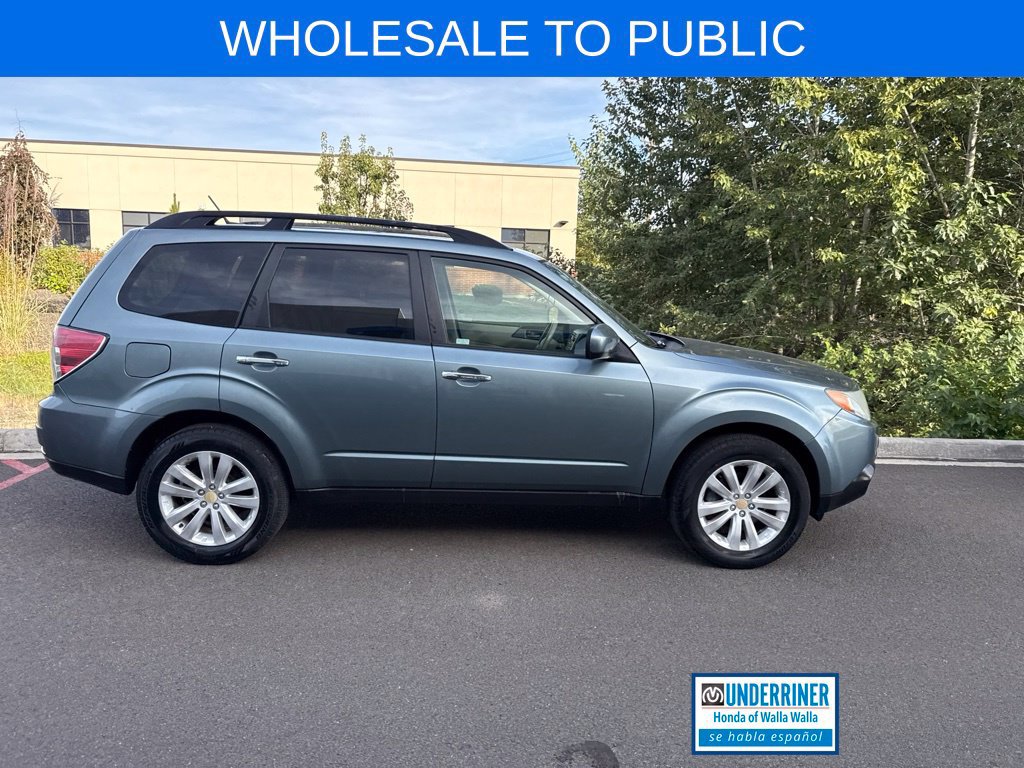 Used 2012 Subaru Forester 2.5X Premium AWD/4WD image 3
