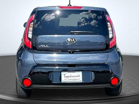 Used 2016 Kia Soul + w/ Audio Package FWD image 5