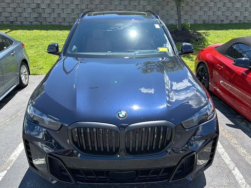 Certified 2026 BMW X5 xDrive40i w/ M Sport Package AWD/4WD image 2
