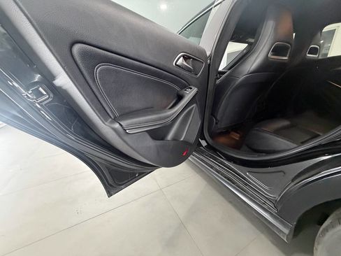 Used 2014 Mercedes-Benz CLA 250 image 15