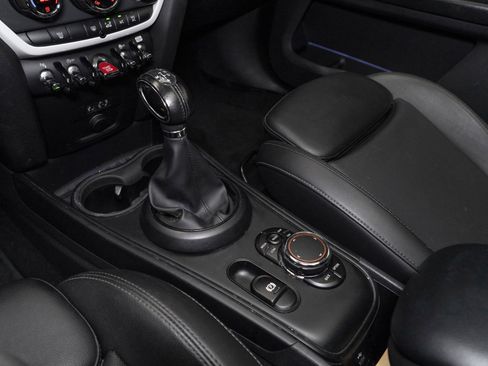 Used 2018 MINI Cooper Countryman S FWD image 16
