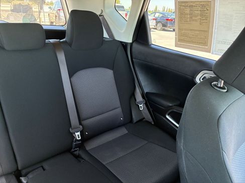 Used 2025 Kia Soul LX w/ LX Technology Package FWD image 35