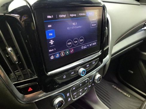 Used 2023 Chevrolet Traverse RS w/ LPO, Floor Liner Package image 3