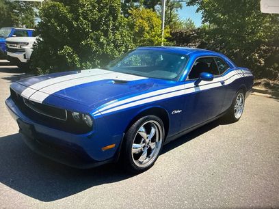 Used 2012 Dodge Challenger SXT