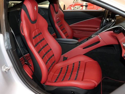 Certified 2021 Ferrari Roma image 33