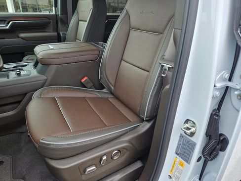 New 2026 GMC Sierra 3500 Denali w/ Denali Reserve Package image 22