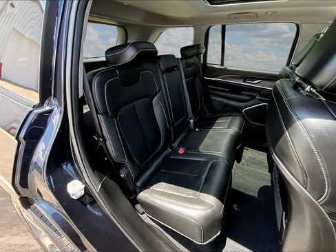 Used 2022 Jeep Grand Cherokee Limited 4xe AWD/4WD image 27