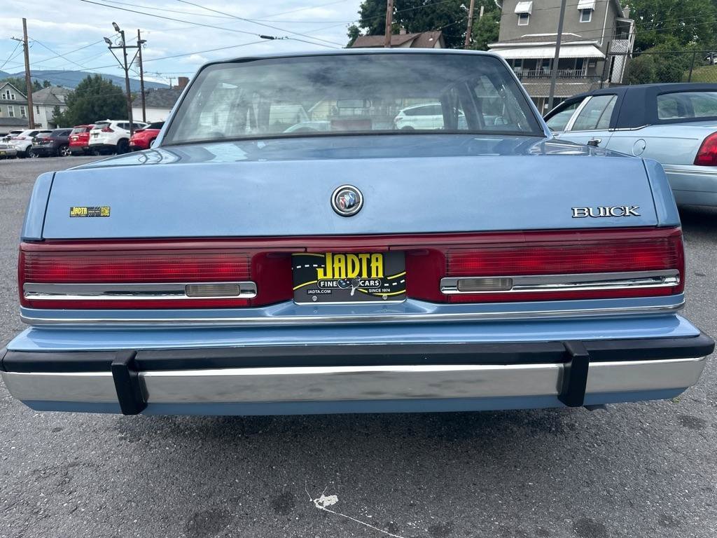 Used 1991 Buick Le Sabre Limited FWD image 5