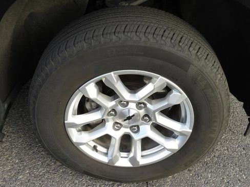 Used 2022 Chevrolet Silverado 1500 RST w/ Convenience Package II image 10