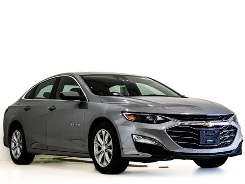 Used 2024 Chevrolet Malibu LT FWD image 1