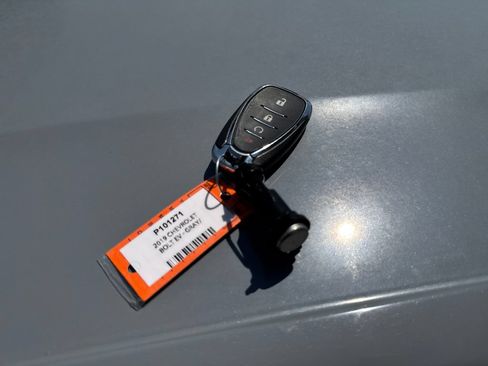 Used 2019 Chevrolet Bolt LT FWD image 28