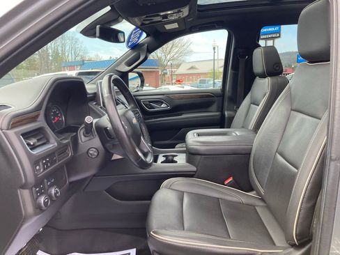 Used 2021 Chevrolet Tahoe Premier AWD/4WD image 3