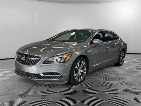 Used 2018 Buick LaCrosse Avenir w/ Driver Confidence Package #2 AWD/4WD image 4