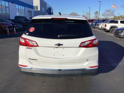 Used 2020 Chevrolet Equinox LT image 3