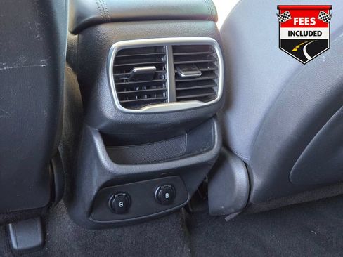 Used 2020 Hyundai Santa Fe SE FWD image 16
