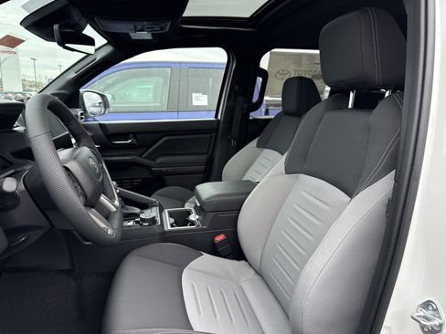 New 2025 Toyota Tacoma TRD Off-Road image 13