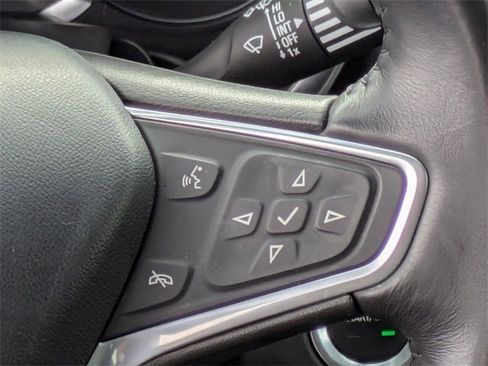 Used 2022 Chevrolet Equinox LT image 23