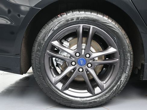 Used 2018 Ford Fusion S image 11