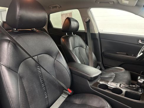 Used 2016 Kia Optima EX image 24