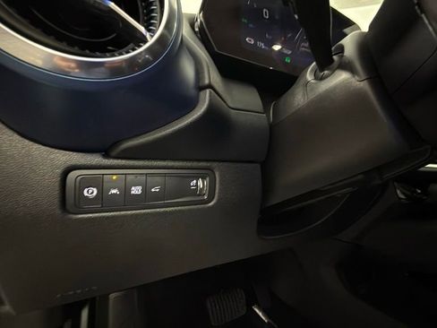 Certified 2025 Chevrolet Equinox EV LT w/ Convenience Package image 19