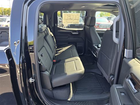 New 2026 GMC Sierra 1500 Elevation w/ Elevation Premium Package image 32