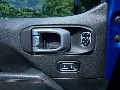 Used 2019 Jeep Wrangler Unlimited Rubicon w/ Uconnect 4C Nav & Sound Group AWD/4WD image 24