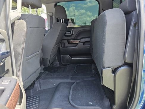 Used 2018 GMC Sierra 1500 SLE w/ SLE Value Package image 6