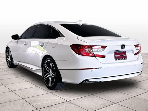 Used 2022 Honda Accord Touring image 13