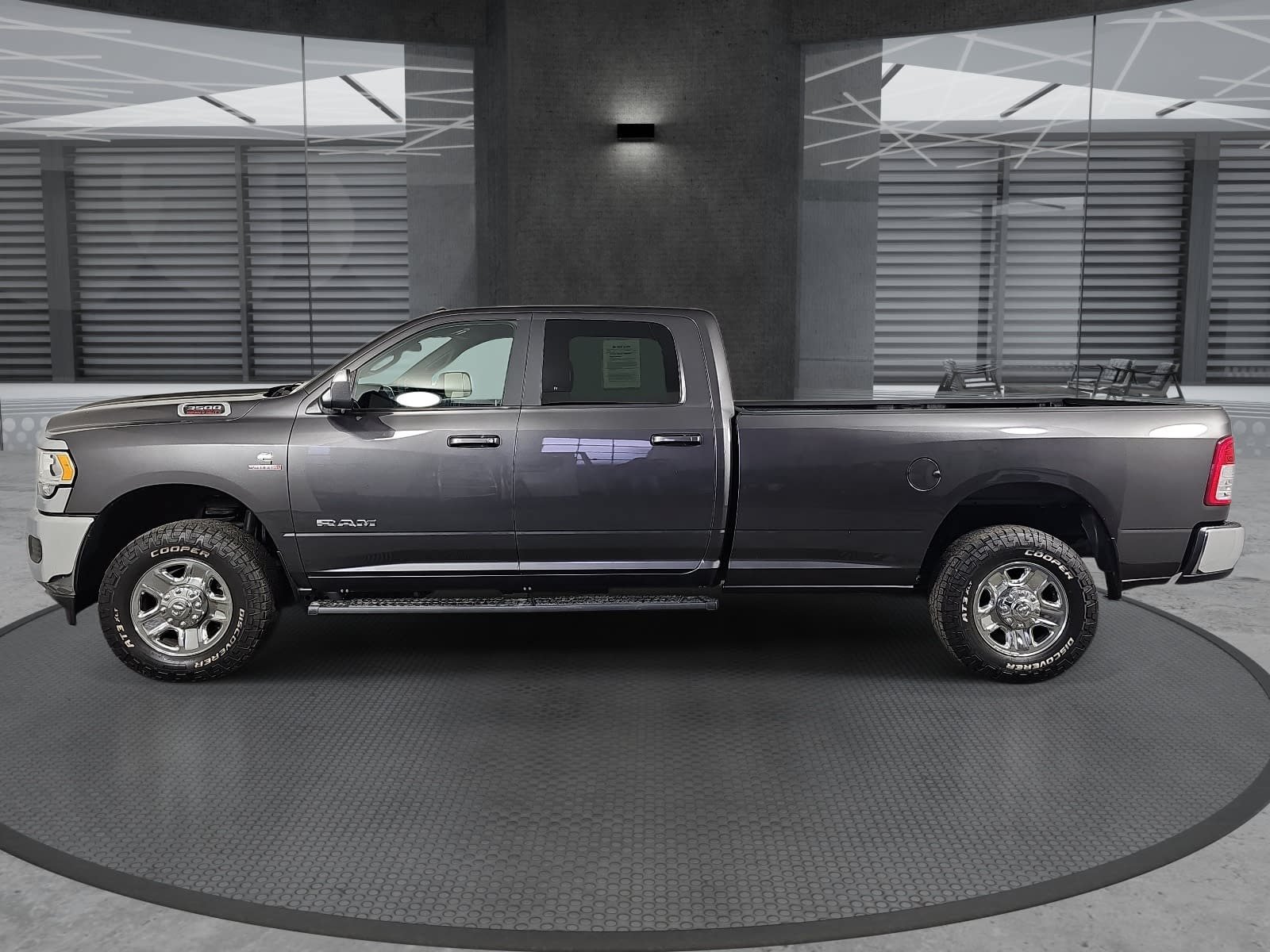 Used 2021 RAM 3500 Big Horn AWD/4WD image 8