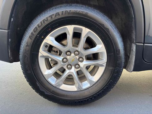 Used 2019 Chevrolet Traverse LT w/ LPO, Floor Liner Package FWD image 20