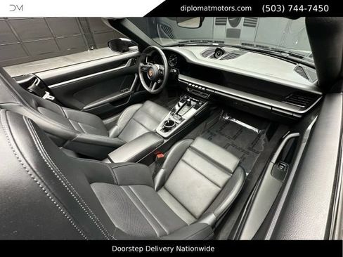 Used 2024 Porsche 911 Carrera S w/ Sport Package RWD image 19