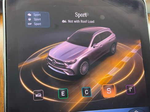 Used 2024 Mercedes-Benz GLC 300 GLC 300 NAV,CAM,PANO,HTD STS,B image 28
