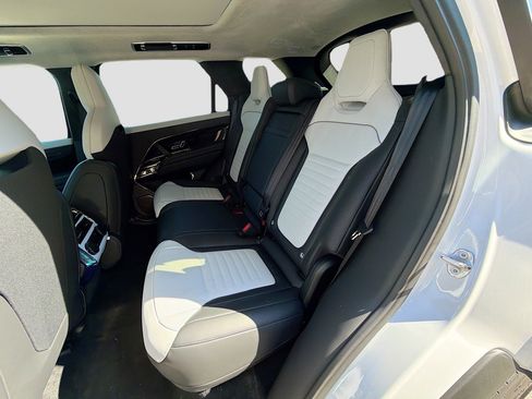 New 2026 Land Rover Range Rover Sport SV image 17