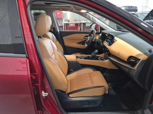Used 2022 Nissan Rogue Platinum w/ Head-Up Display Package AWD/4WD image 28