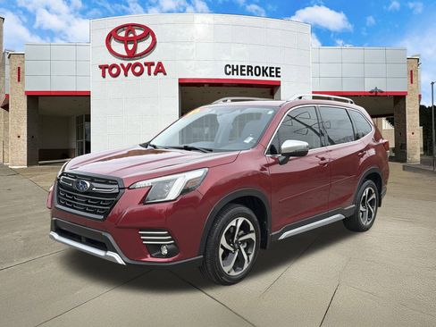 Used 2024 Subaru Forester Touring w/ Pop Package 2 image 1