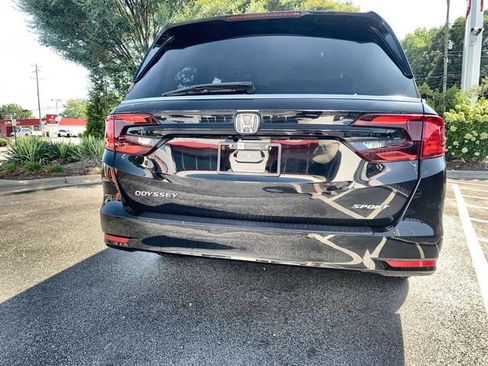 Used 2023 Honda Odyssey Sport image 7