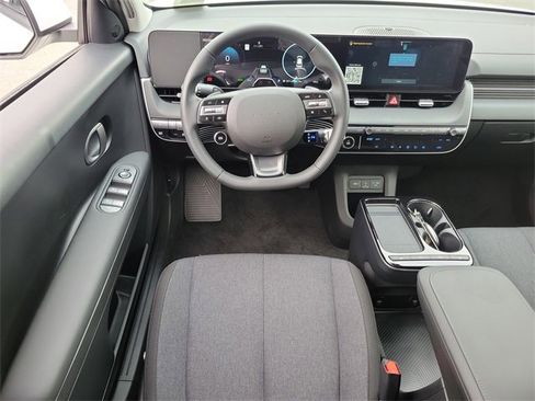 New 2026 Hyundai Ioniq 5 SE image 7